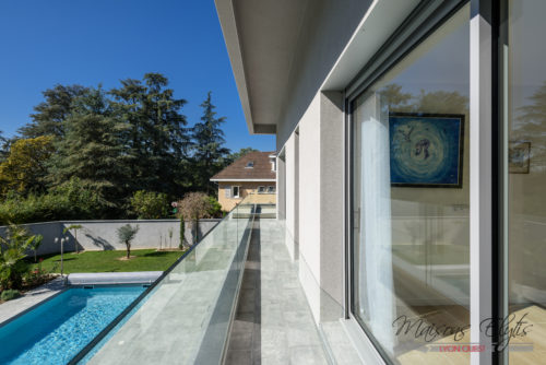 Construction d'une Maison Moderne et Contemporaine avec Piscine à l’Ouest de Lyon