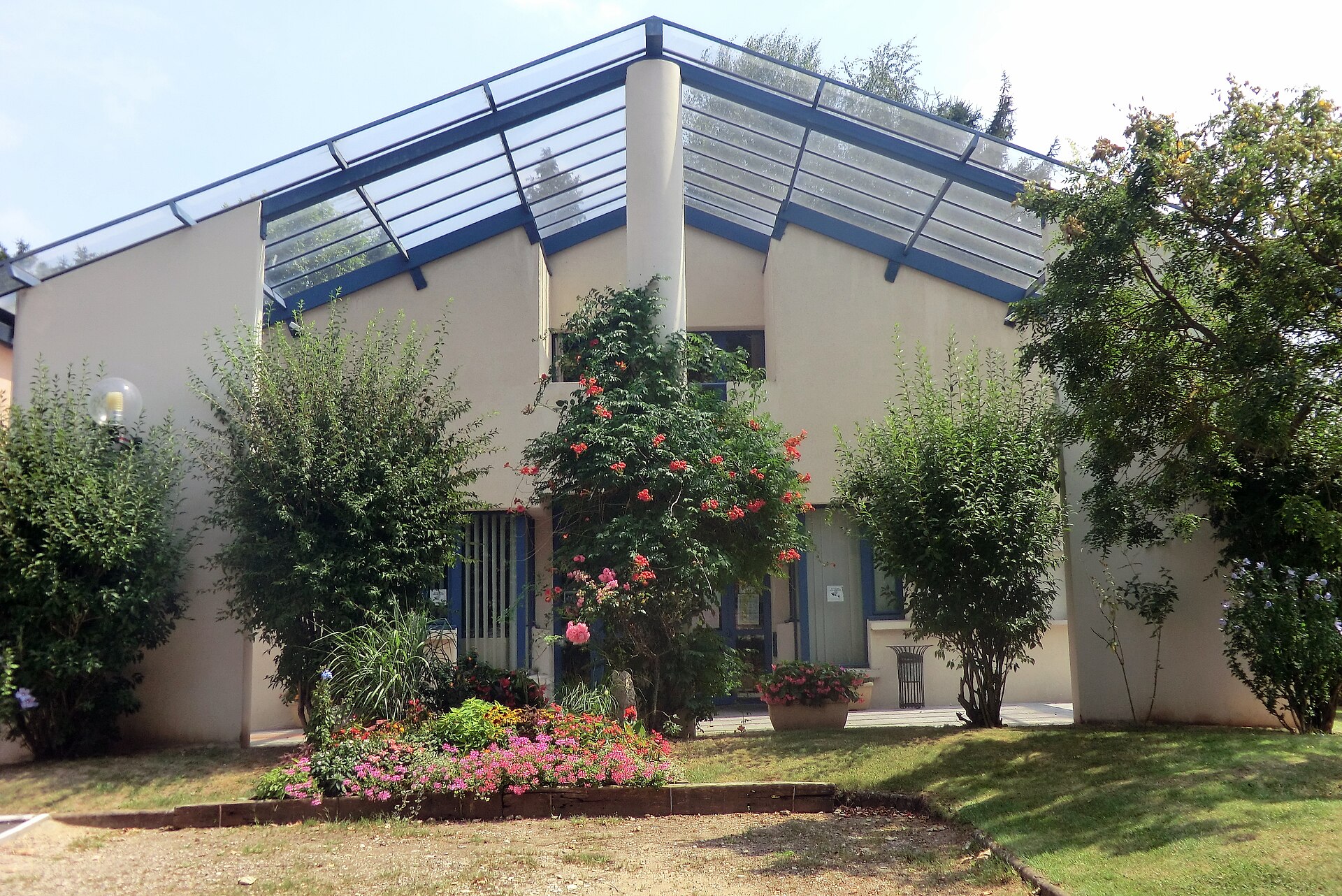Mairie de Mis&eacute;rieux, village du Val de Sa&ocirc;ne dans l'Ain